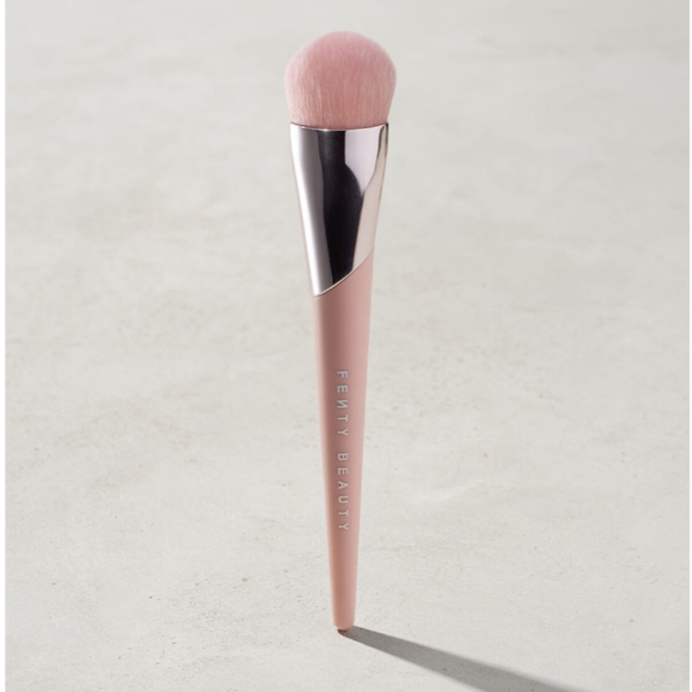 Fenty foundation brush